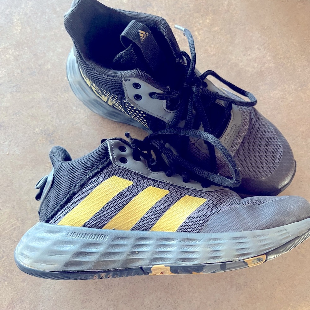 Boys Addie’s shoes